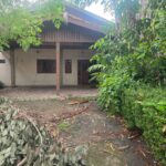 Casa simples em ótimo terreno no bairro do trem